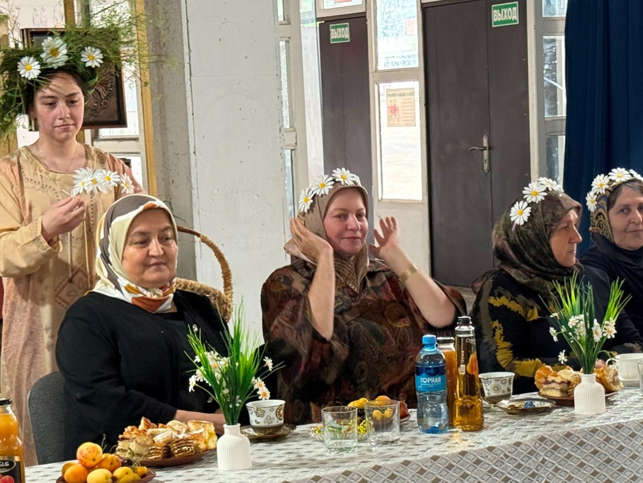 С днем семьи, любви и верности !.